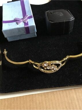 Gold-Tone Crystal Floral Accent Women's Bracelet